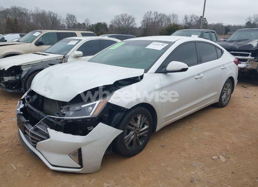 Photo 2 of 2020 Hyundai Elantra SEL (VIN 5NPD84LF5LH627933)