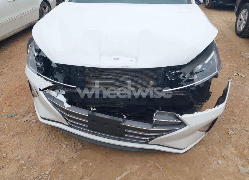Photo 6 of 2020 Hyundai Elantra SEL (VIN 5NPD84LF5LH627933)