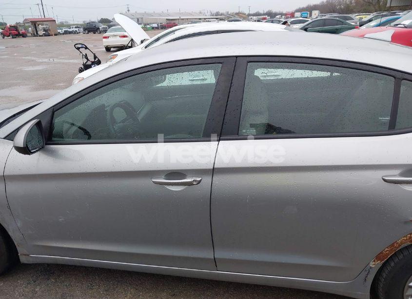 Photo 14 of 2020 Hyundai Elantra SEL (VIN 5NPD84LF5LH632548)