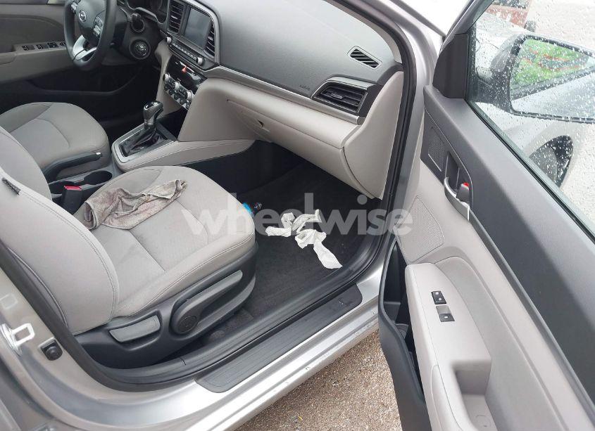 Photo 5 of 2020 Hyundai Elantra SEL (VIN 5NPD84LF5LH632548)