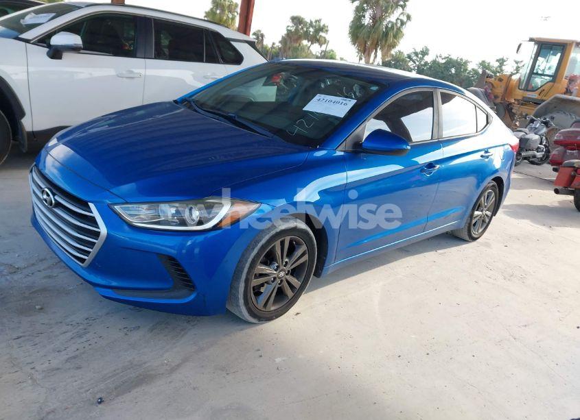 Photo 2 of 2017 Hyundai Elantra SE (VIN 5NPD84LF6HH009625)