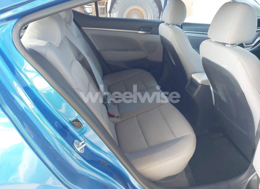 Photo 8 of 2017 Hyundai Elantra SE (VIN 5NPD84LF6HH009625)