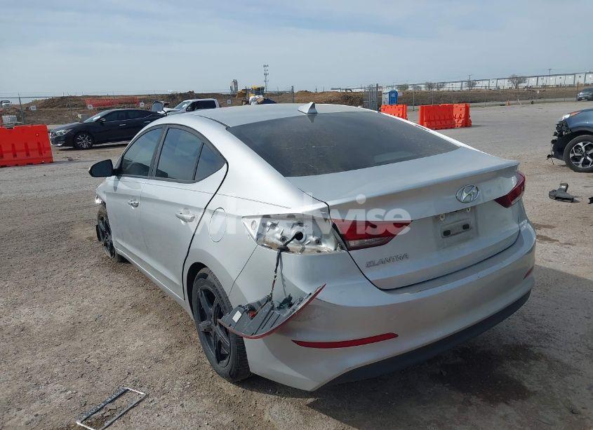 Photo 3 of 2017 Hyundai Elantra SE (VIN 5NPD84LF6HH014386)