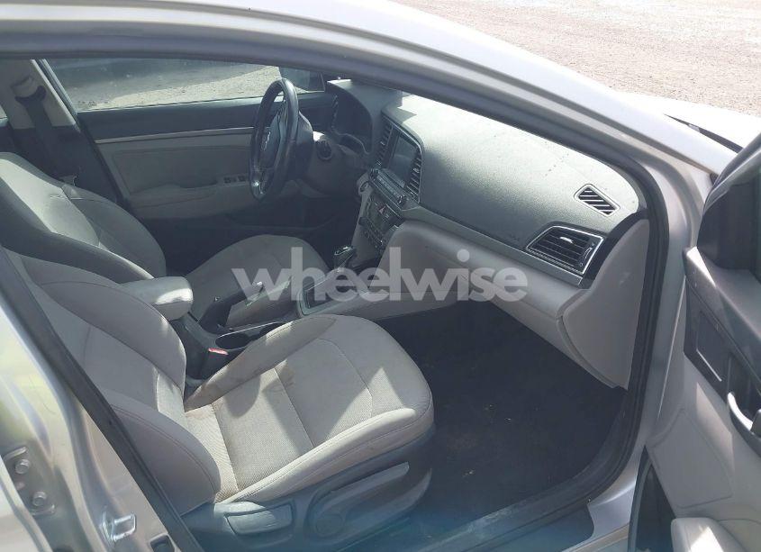 Photo 5 of 2017 Hyundai Elantra SE (VIN 5NPD84LF6HH014386)