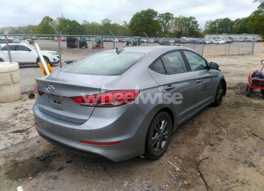 Photo 4 of 2017 Hyundai Elantra SE (VIN 5NPD84LF6HH025596)