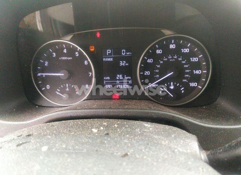 Photo 7 of 2017 Hyundai Elantra SE (VIN 5NPD84LF6HH025596)