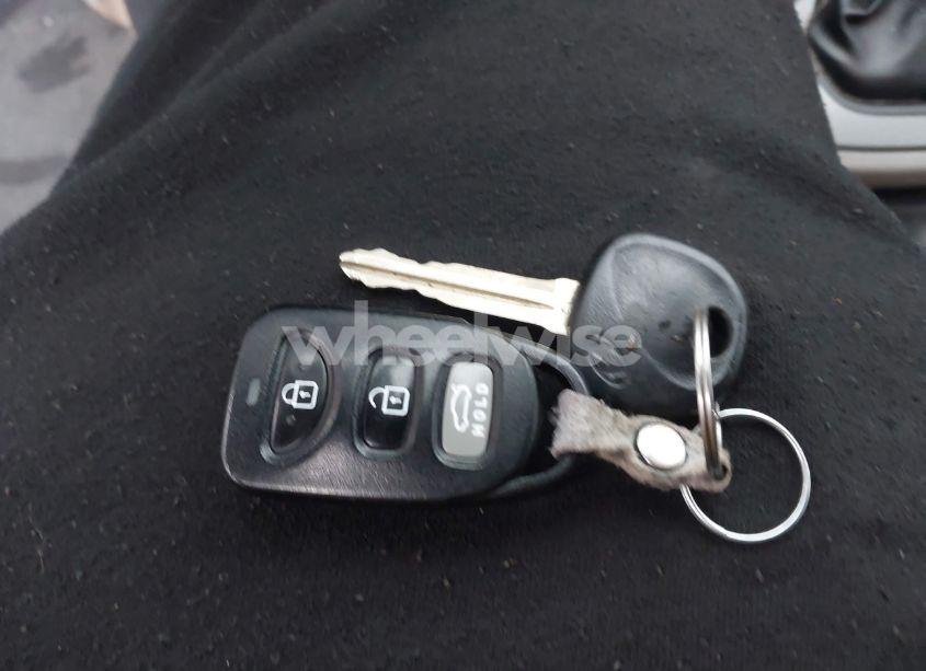 Photo 11 of 2017 Hyundai Elantra SE (VIN 5NPD84LF6HH031348)