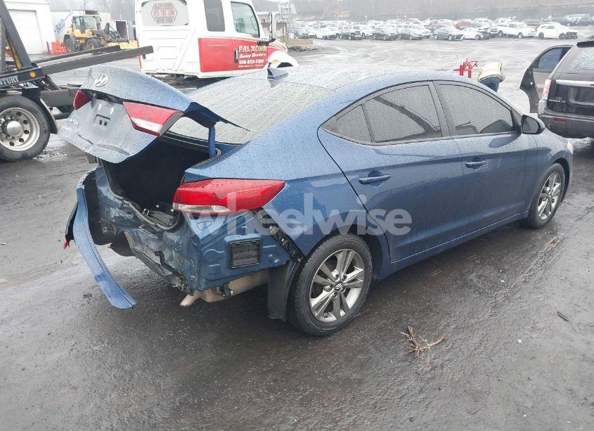 Photo 4 of 2017 Hyundai Elantra SE (VIN 5NPD84LF6HH031348)