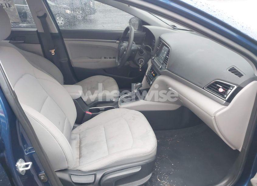 Photo 5 of 2017 Hyundai Elantra SE (VIN 5NPD84LF6HH031348)