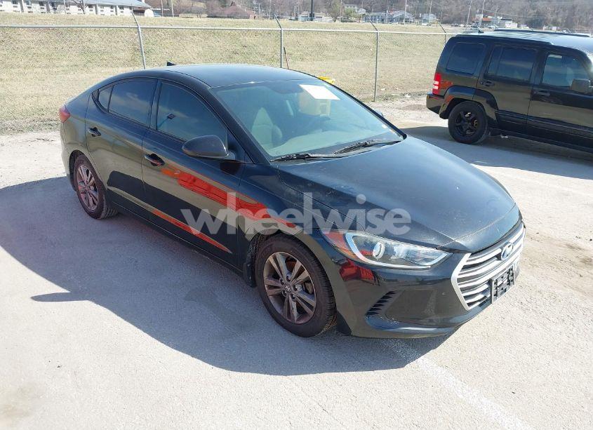 2017 Hyundai Elantra SE (VIN 5NPD84LF6HH035786) main photo
