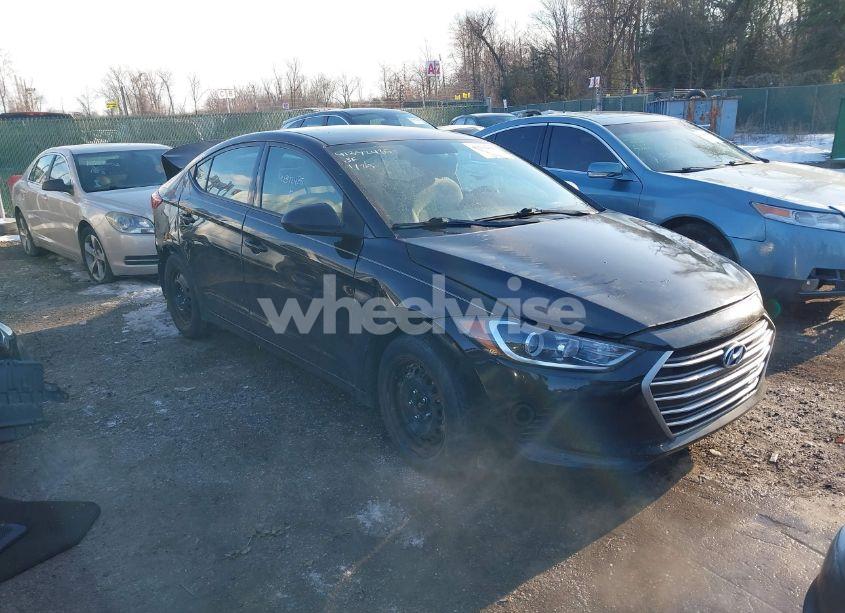 2017 Hyundai Elantra SE (VIN 5NPD84LF6HH050742) main photo