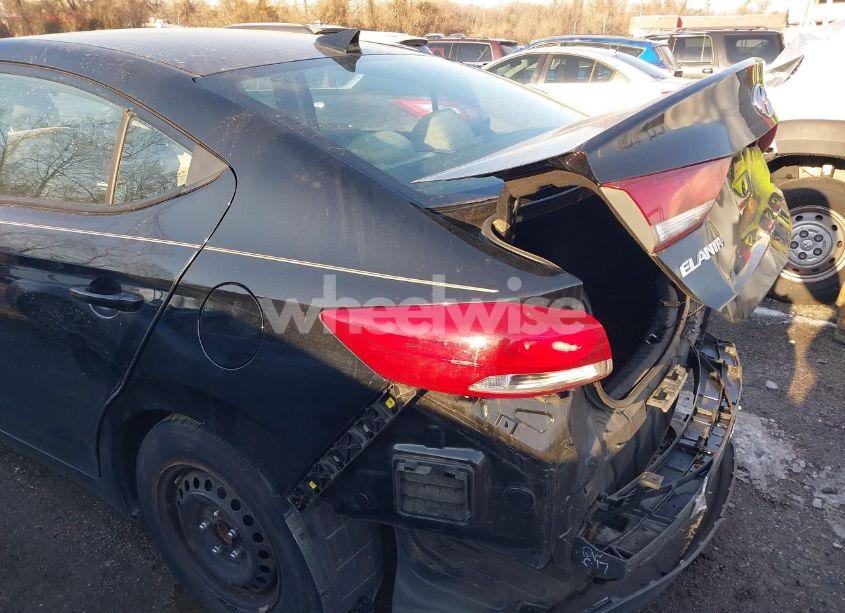 Photo 19 of 2017 Hyundai Elantra SE (VIN 5NPD84LF6HH050742)