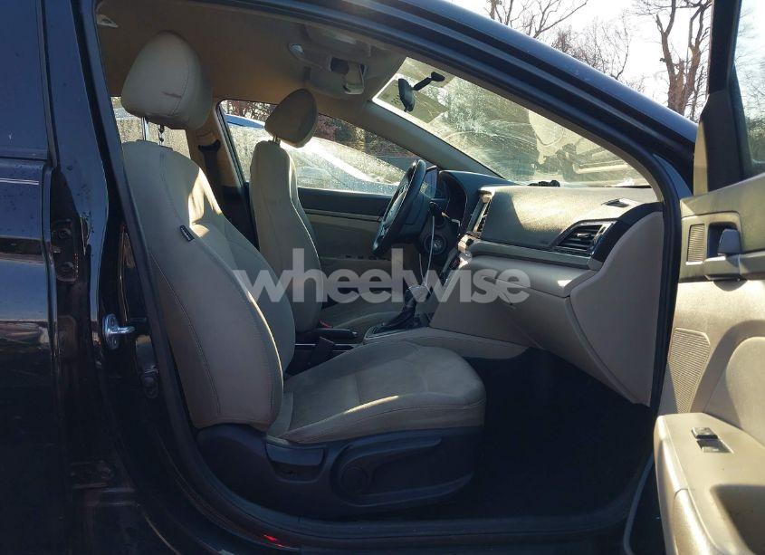 Photo 5 of 2017 Hyundai Elantra SE (VIN 5NPD84LF6HH050742)