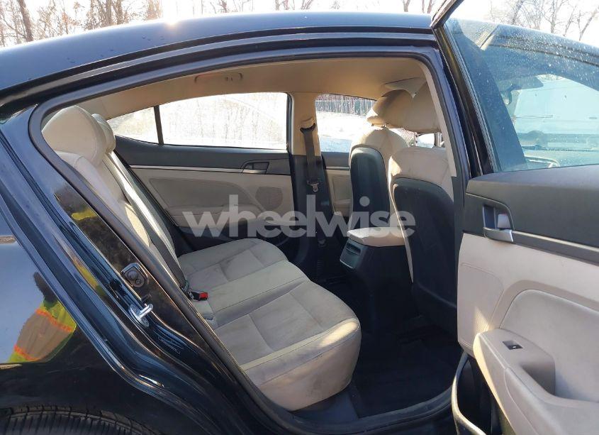 Photo 8 of 2017 Hyundai Elantra SE (VIN 5NPD84LF6HH050742)