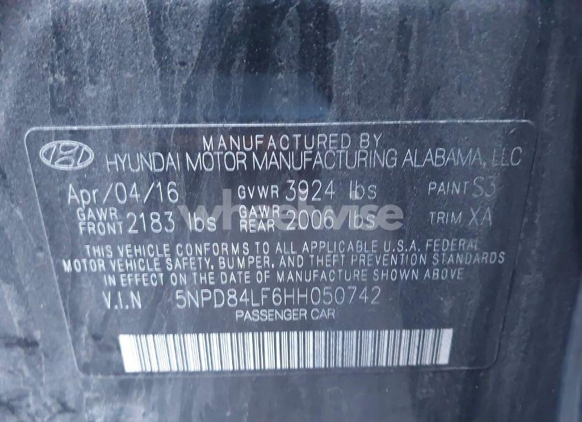 Photo 9 of 2017 Hyundai Elantra SE (VIN 5NPD84LF6HH050742)