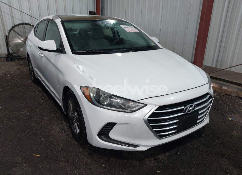2017 Hyundai Elantra SE (VIN 5NPD84LF6HH054211) main photo