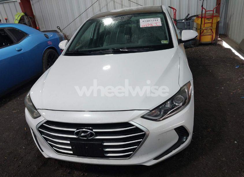 Photo 12 of 2017 Hyundai Elantra SE (VIN 5NPD84LF6HH054211)