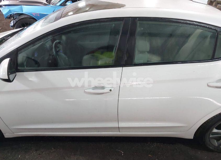 Photo 14 of 2017 Hyundai Elantra SE (VIN 5NPD84LF6HH054211)