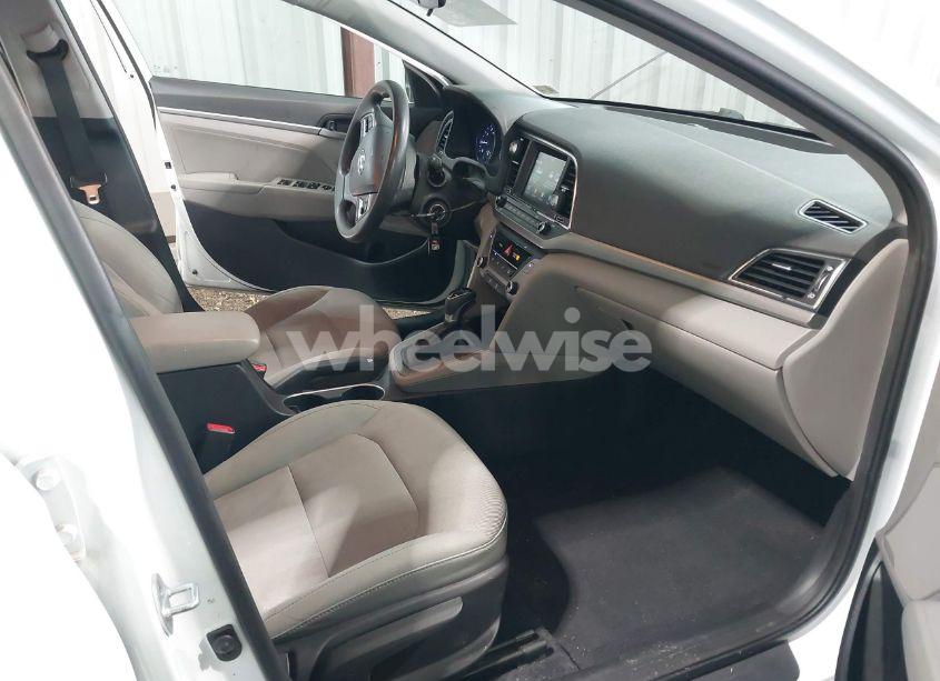 Photo 5 of 2017 Hyundai Elantra SE (VIN 5NPD84LF6HH054211)