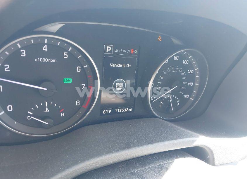 Photo 7 of 2017 Hyundai Elantra LIMITED (VIN 5NPD84LF6HH059344)