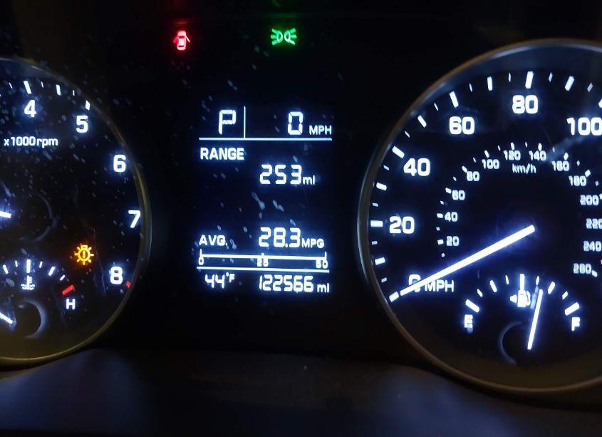 Photo 16 of 2017 Hyundai Elantra SE (VIN 5NPD84LF6HH063183)