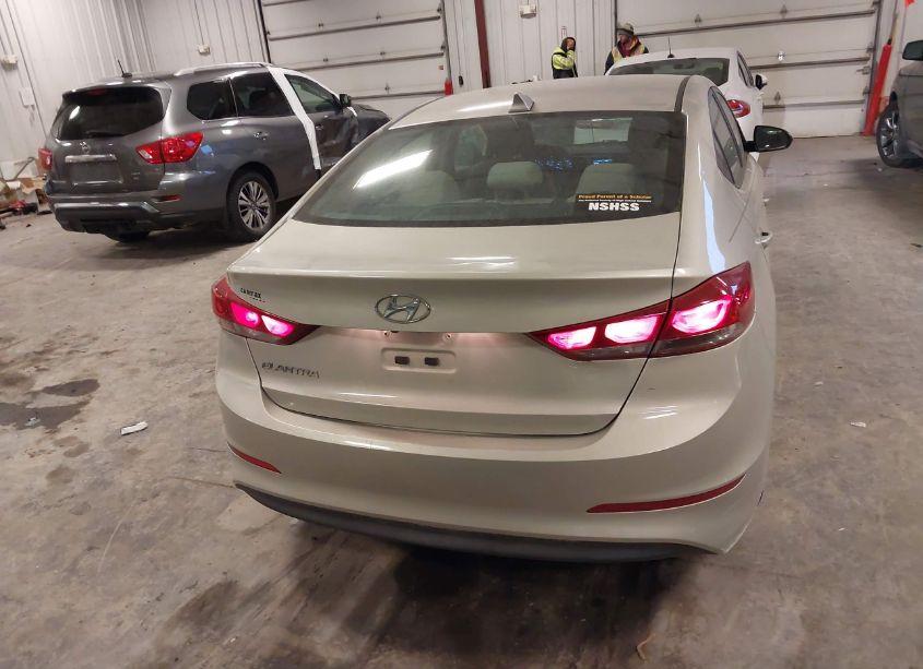 Photo 17 of 2017 Hyundai Elantra SE (VIN 5NPD84LF6HH063183)
