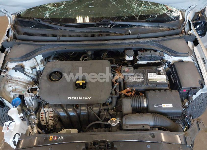 Photo 10 of 2017 Hyundai Elantra LIMITED (VIN 5NPD84LF6HH067122)