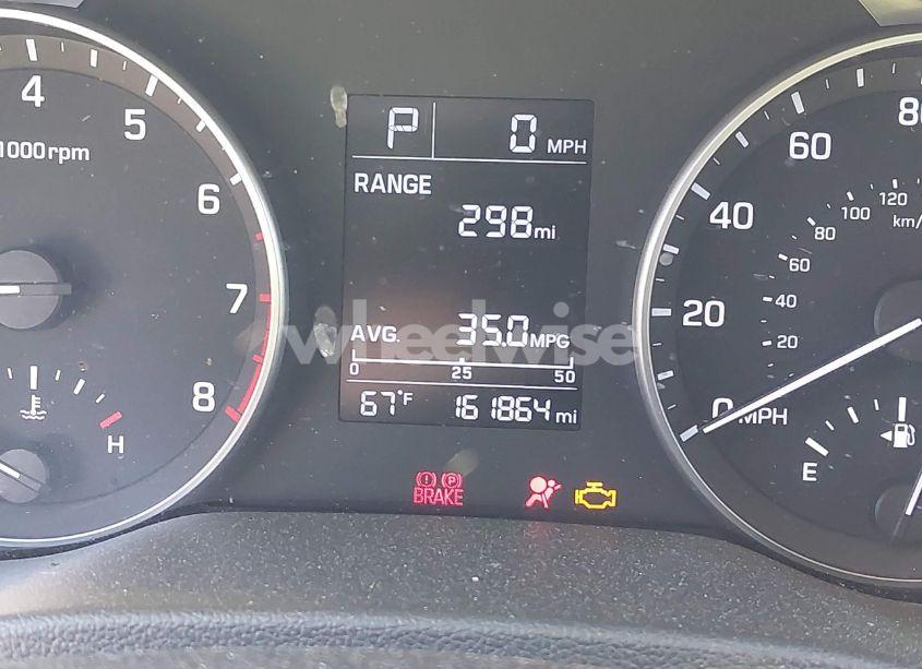 Photo 15 of 2017 Hyundai Elantra SE (VIN 5NPD84LF6HH067380)