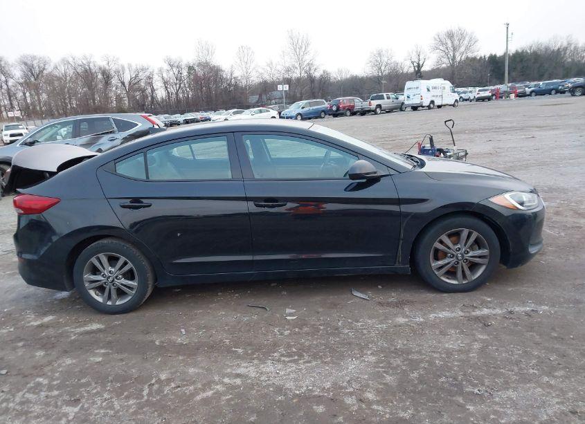 Photo 13 of 2017 Hyundai Elantra SE (VIN 5NPD84LF6HH074555)