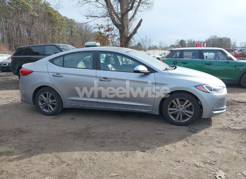 Photo 13 of 2017 Hyundai Elantra SE (VIN 5NPD84LF6HH115704)