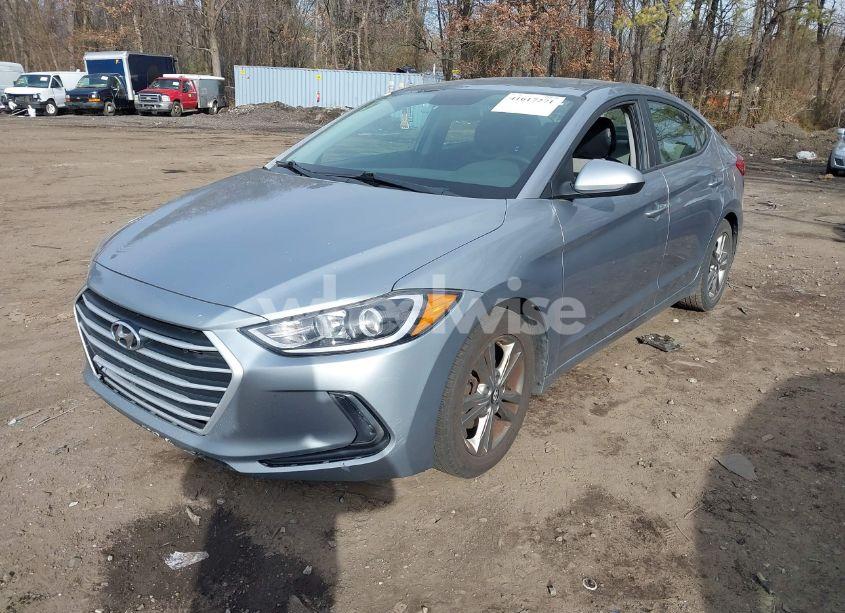 Photo 2 of 2017 Hyundai Elantra SE (VIN 5NPD84LF6HH115704)