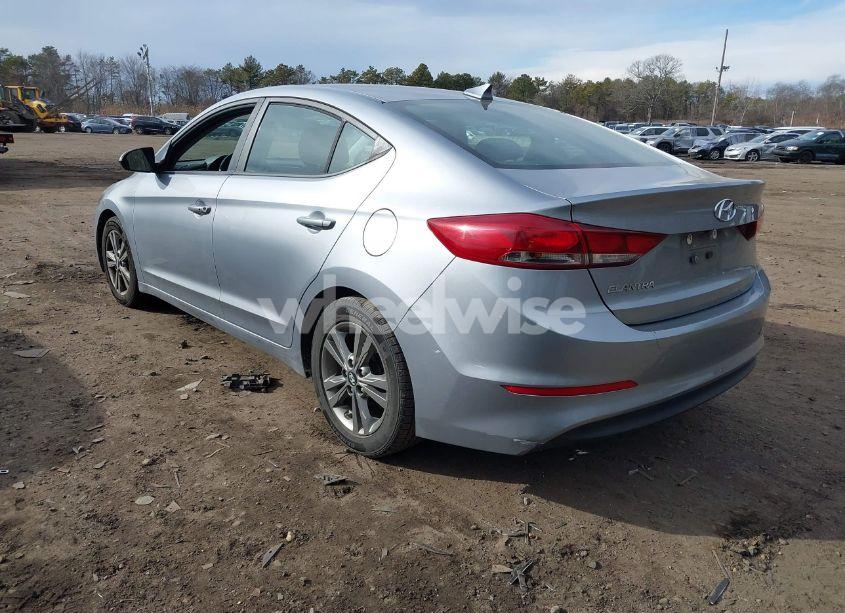 Photo 3 of 2017 Hyundai Elantra SE (VIN 5NPD84LF6HH115704)