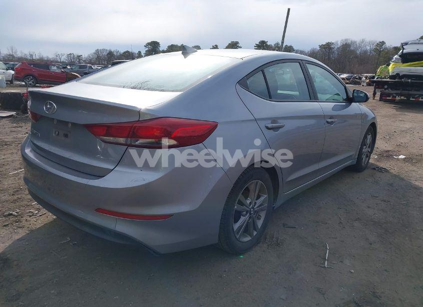 Photo 4 of 2017 Hyundai Elantra SE (VIN 5NPD84LF6HH115704)