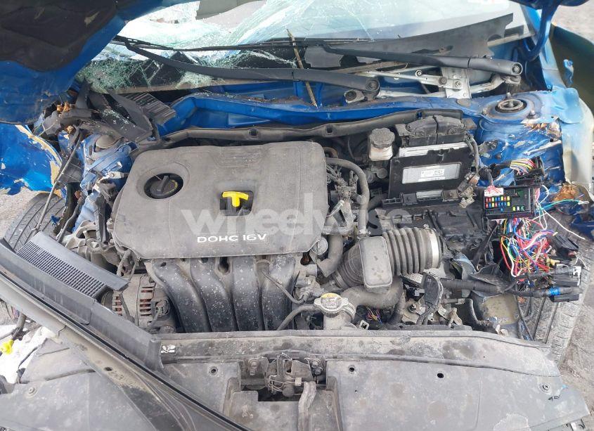 Photo 10 of 2017 Hyundai Elantra SE (VIN 5NPD84LF6HH120529)