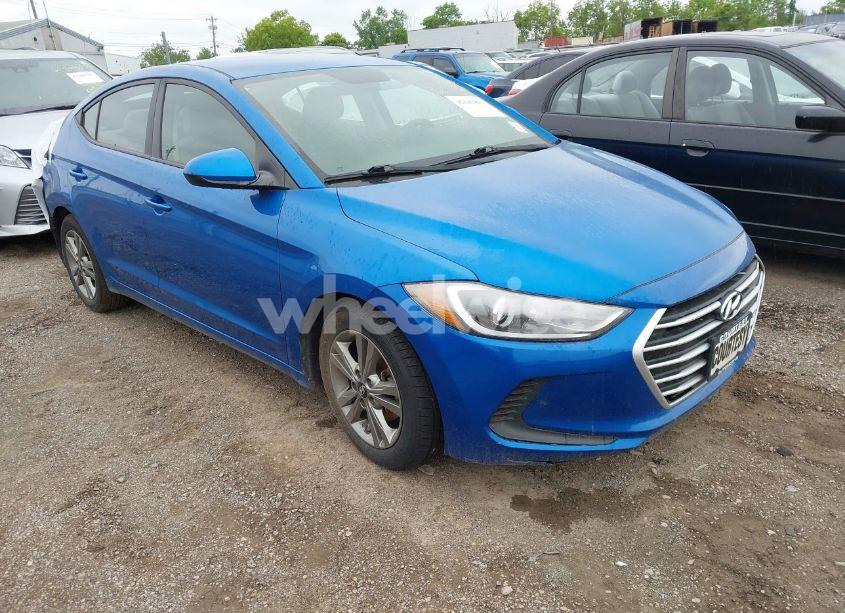 2017 Hyundai Elantra SE (VIN 5NPD84LF6HH153322) main photo