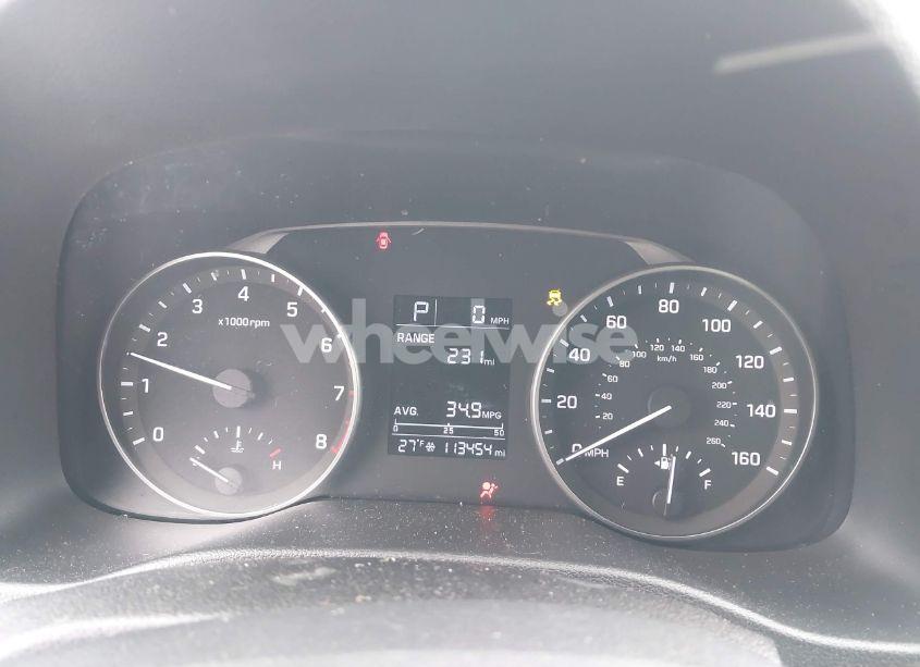 Photo 7 of 2017 Hyundai Elantra SE (VIN 5NPD84LF6HH167916)