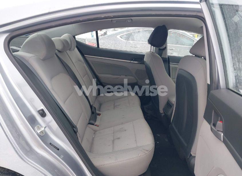 Photo 8 of 2017 Hyundai Elantra SE (VIN 5NPD84LF6HH167916)