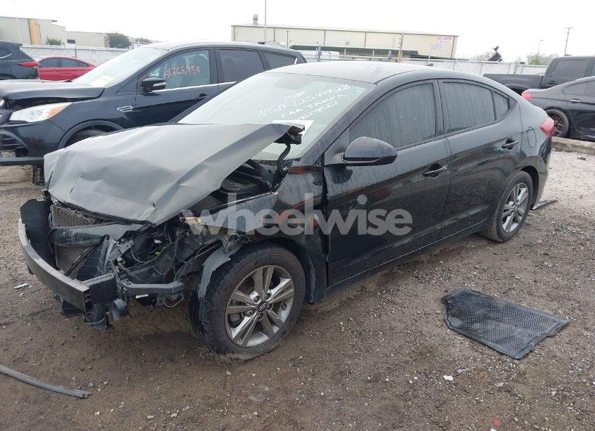 Photo 2 of 2017 Hyundai Elantra SE (VIN 5NPD84LF6HH189723)