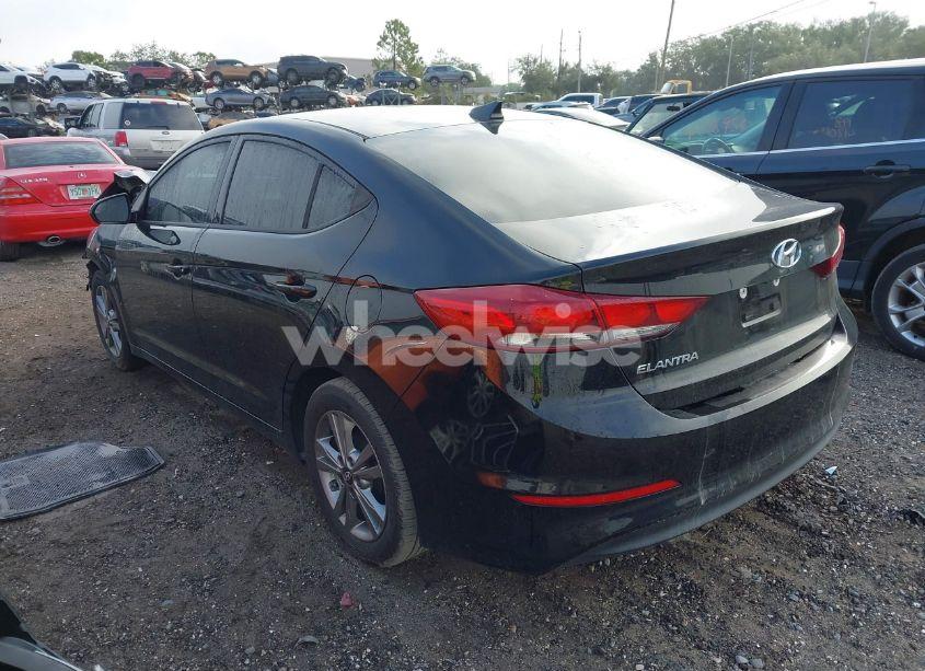 Photo 3 of 2017 Hyundai Elantra SE (VIN 5NPD84LF6HH189723)