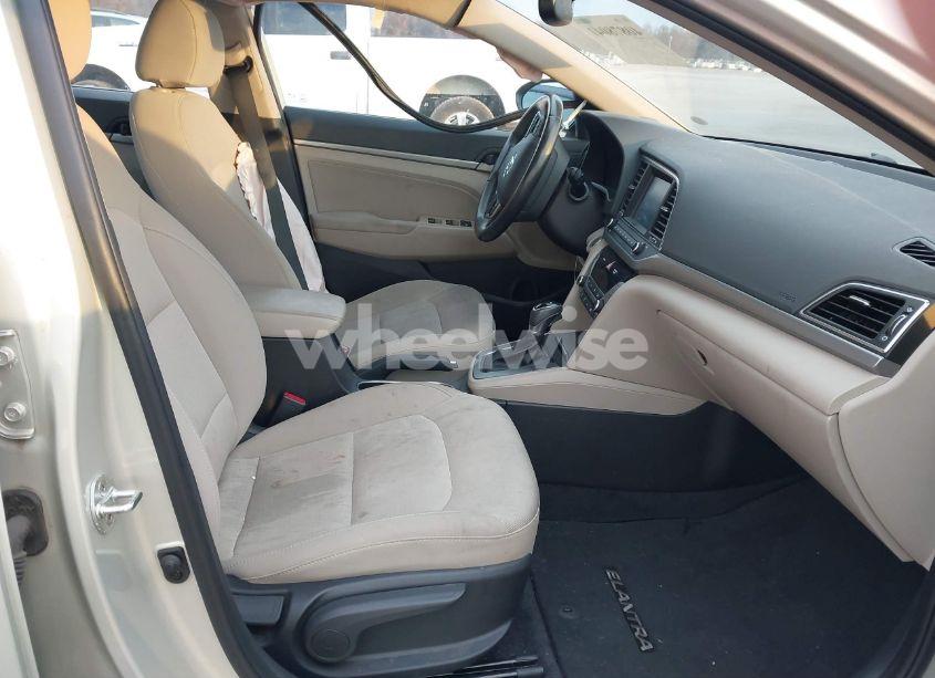 Photo 5 of 2017 Hyundai Elantra VALUE EDITION (VIN 5NPD84LF6HH207220)