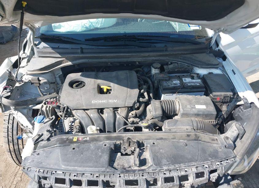 Photo 10 of 2018 Hyundai Elantra SEL (VIN 5NPD84LF6JH214108)