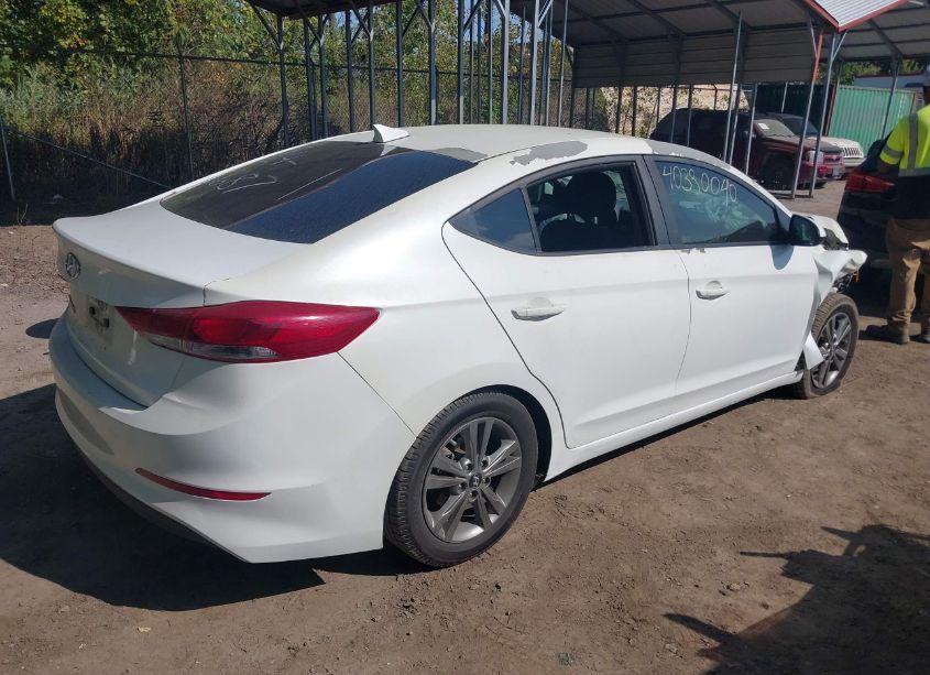Photo 4 of 2018 Hyundai Elantra SEL (VIN 5NPD84LF6JH214108)