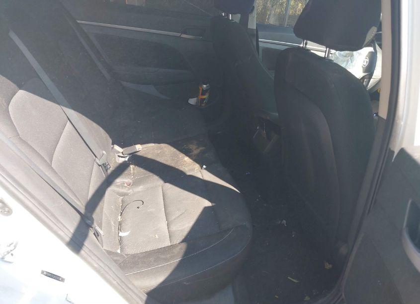 Photo 8 of 2018 Hyundai Elantra SEL (VIN 5NPD84LF6JH214108)