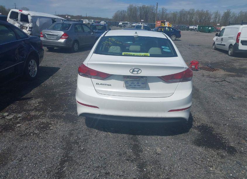 Photo 15 of 2018 Hyundai Elantra SEL (VIN 5NPD84LF6JH228011)