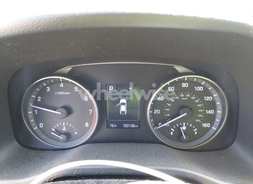 Photo 7 of 2018 Hyundai Elantra SEL (VIN 5NPD84LF6JH234763)