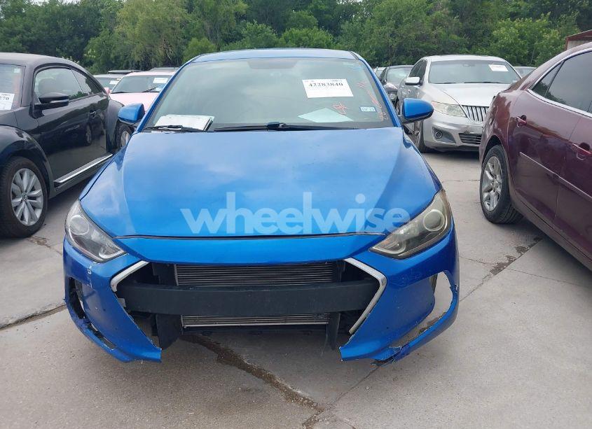 Photo 12 of 2018 Hyundai Elantra SEL (VIN 5NPD84LF6JH236626)