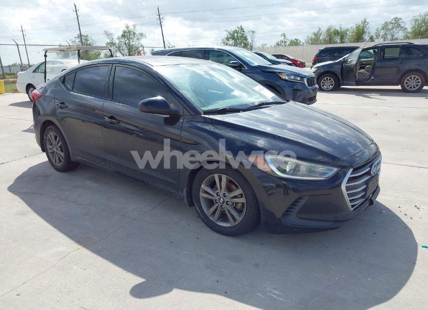 2018 Hyundai Elantra SEL (VIN 5NPD84LF6JH245844) main photo