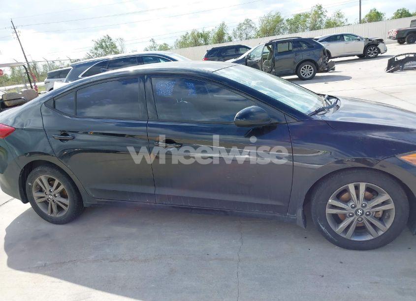 Photo 12 of 2018 Hyundai Elantra SEL (VIN 5NPD84LF6JH245844)