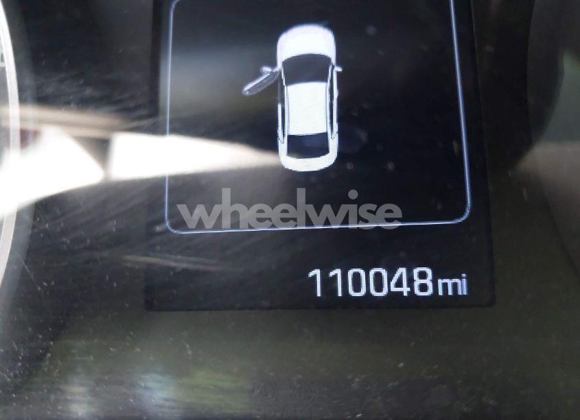 Photo 14 of 2018 Hyundai Elantra SEL (VIN 5NPD84LF6JH245844)