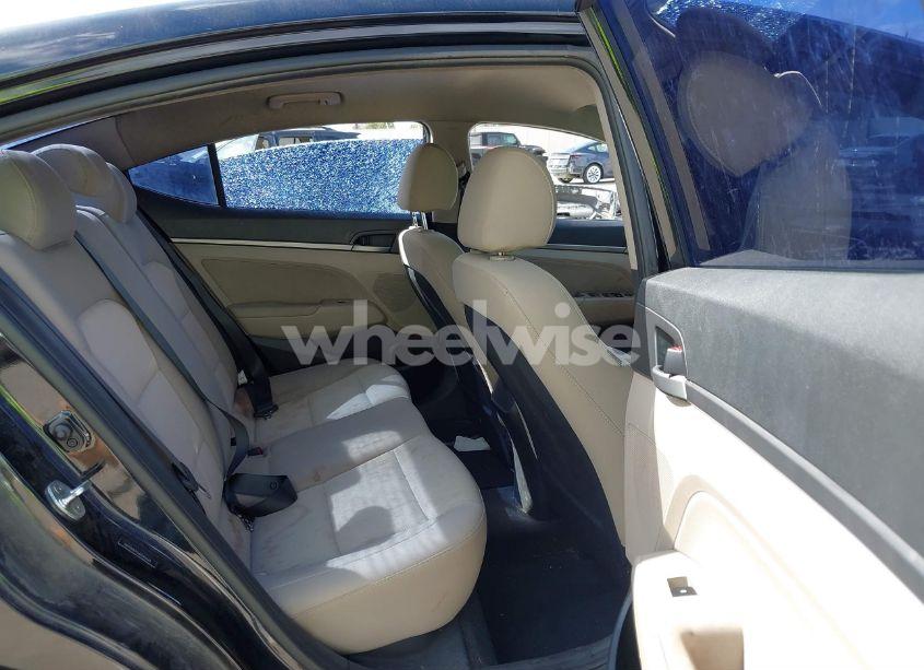 Photo 8 of 2018 Hyundai Elantra SEL (VIN 5NPD84LF6JH245844)